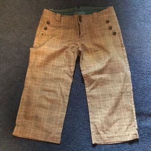 AMERICAN EAGLE cropped plaid trousers